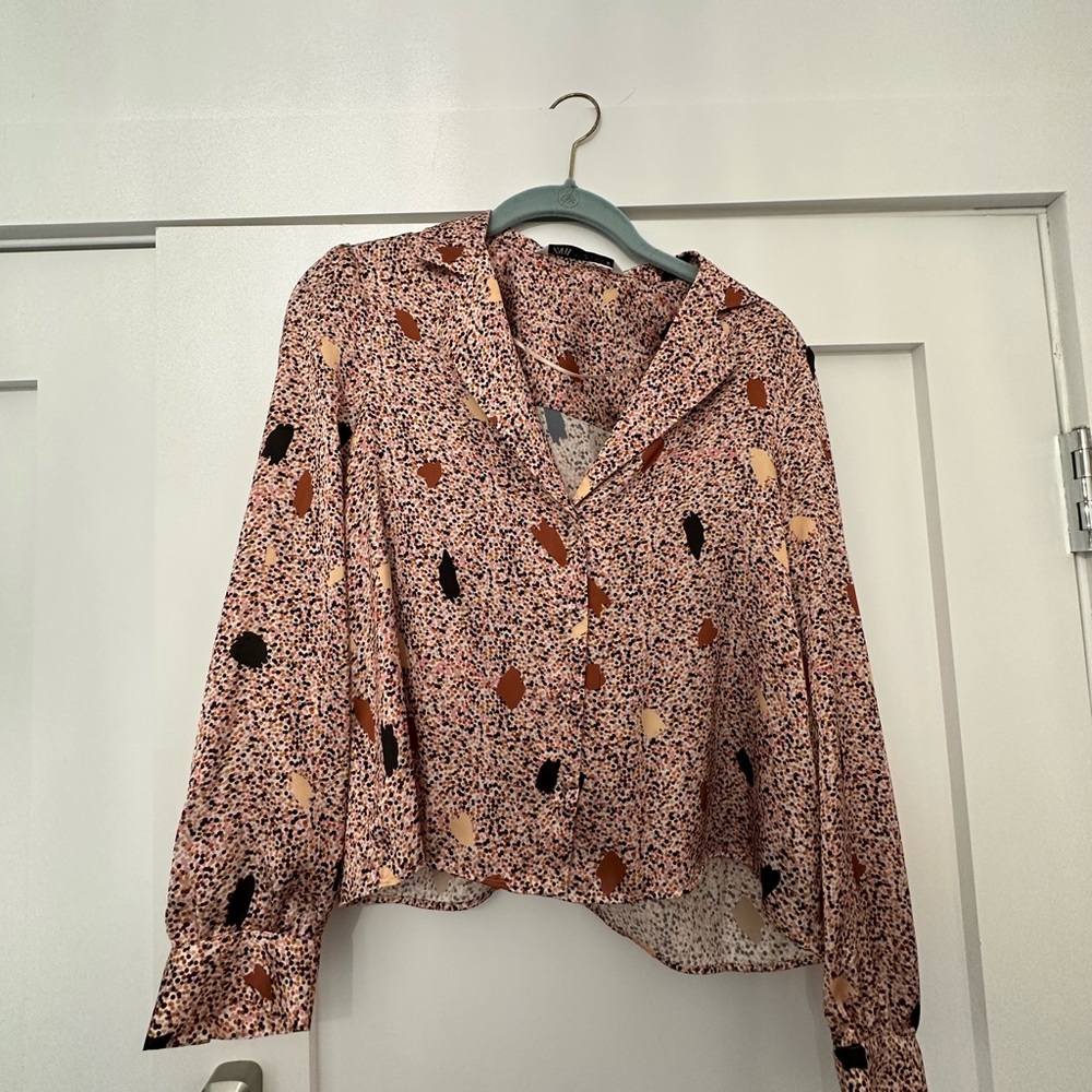 Zara printed long sleeve silk button down size medium